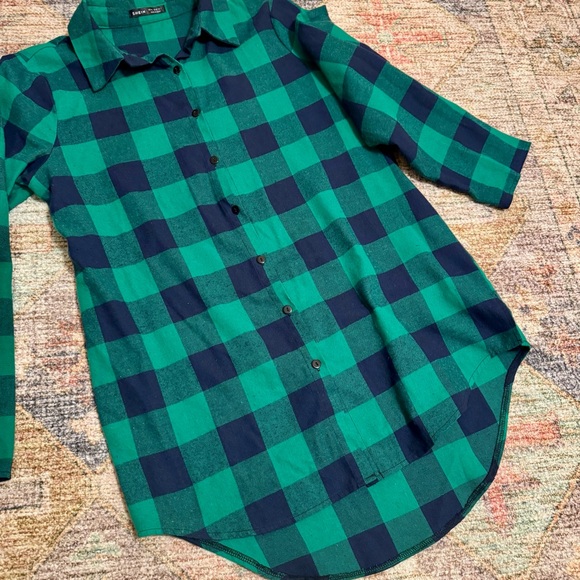 Women’s SHEIN Green and Blue Plaid Long Button-Up Shirt- XL - Picture 4 of 5